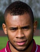 لئاندرو باکونا